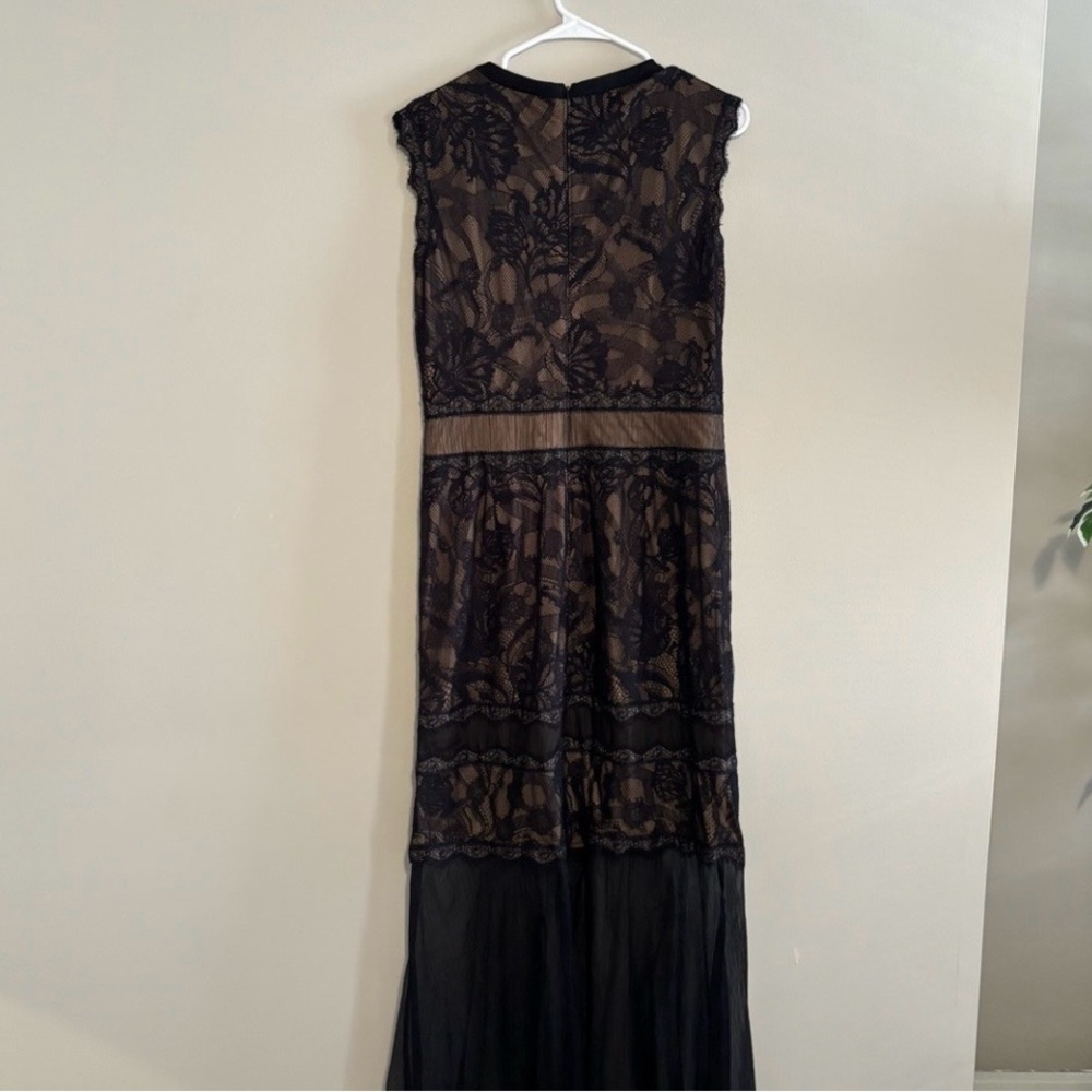 Tadashi Shoji Mermaid Gown - Picture 3 of 8